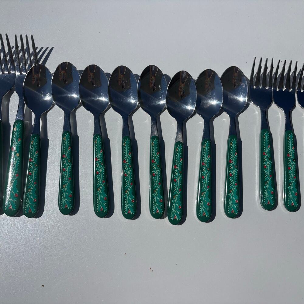 24 piece Green with red leaf design Flatware